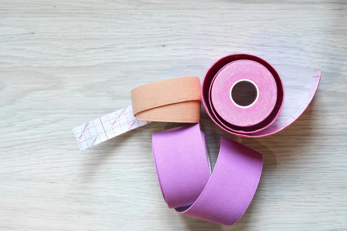 Kinesiotaping Twarzy Łomża — gabinet Para Leczy Łomża